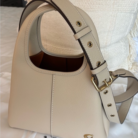 Coach Handbags - Coach Lana 23 Shoulder Bag